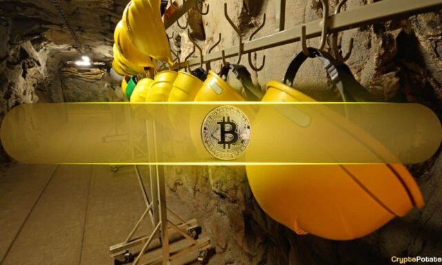Are Bitcoin Mining Stocks Mispriced? Here’s What On-Chain Data Is Telling Investors